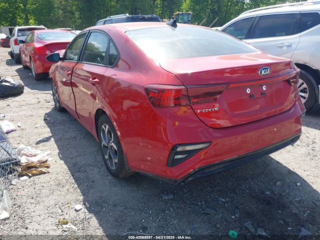 3KPF24AD6ME303472 KIA Forte Lxs