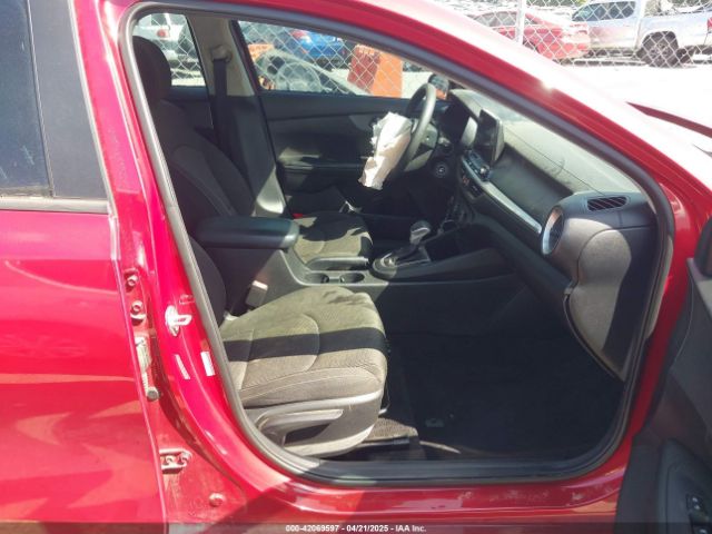 3KPF24AD6ME303472 KIA Forte Lxs