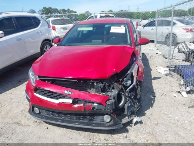3KPF24AD6ME303472 KIA Forte Lxs