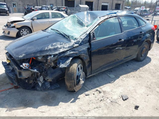 1FADP3E23HL301404 Ford FOCUS S