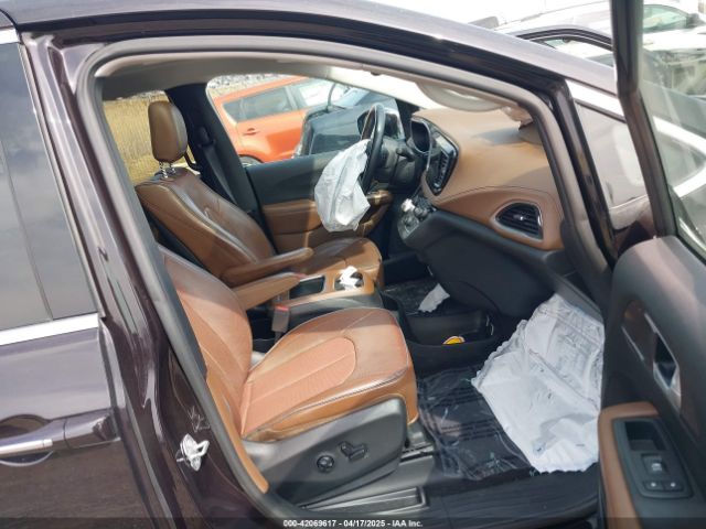 2C4RC1GG5HR544826 Chrysler Pacifica Limited