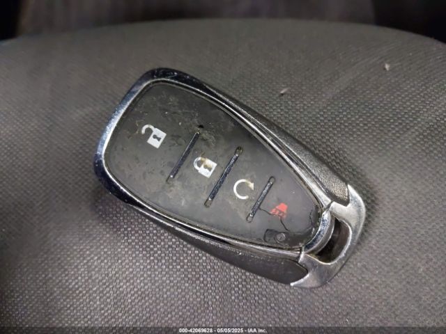 KL7CJLSB9HB176648 Chevrolet Trax Lt