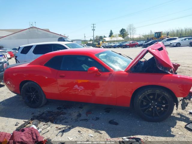 2C3CDZAG5GH200089 Dodge Challenger Sxt
