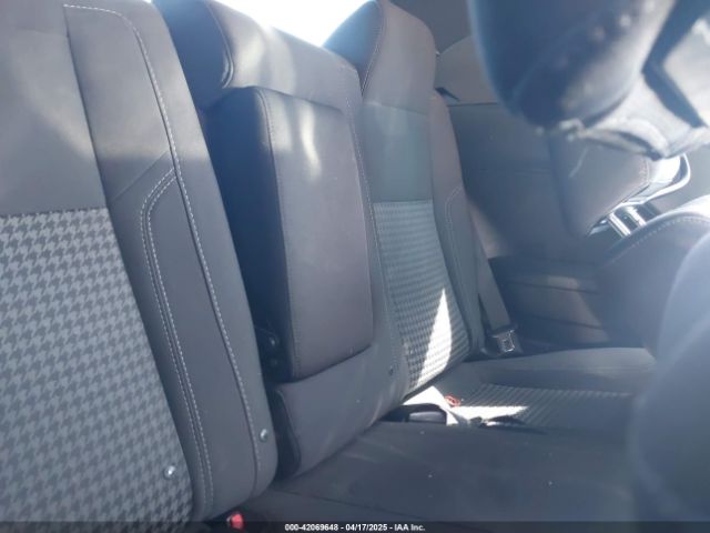 2C3CDZAG5GH200089 Dodge Challenger Sxt