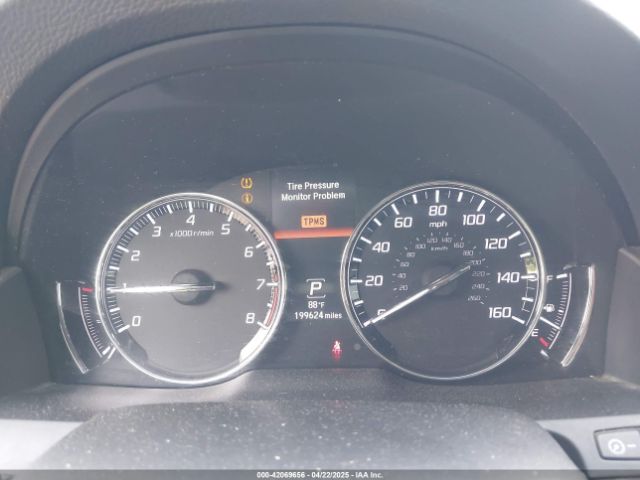 JH4KC1F31EC002450 Acura RLX