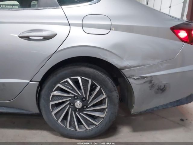 KMHL34JJ0PA055051 Hyundai Sonata Hybrid Sel