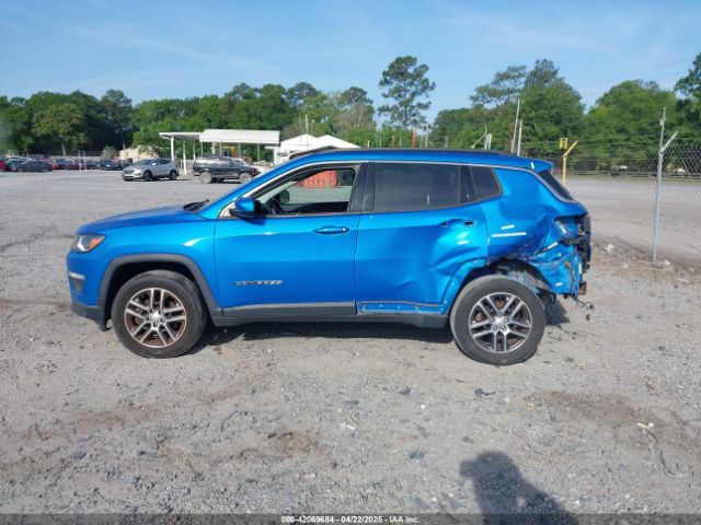 3C4NJDBB0JT142295 Jeep Compass Latitude 4x4