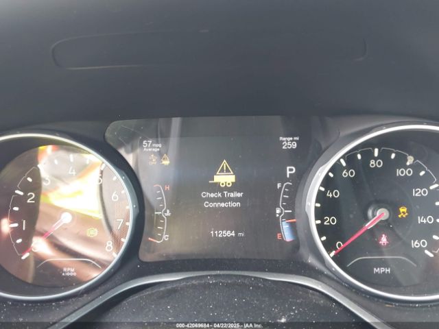 3C4NJDBB0JT142295 Jeep Compass Latitude 4x4