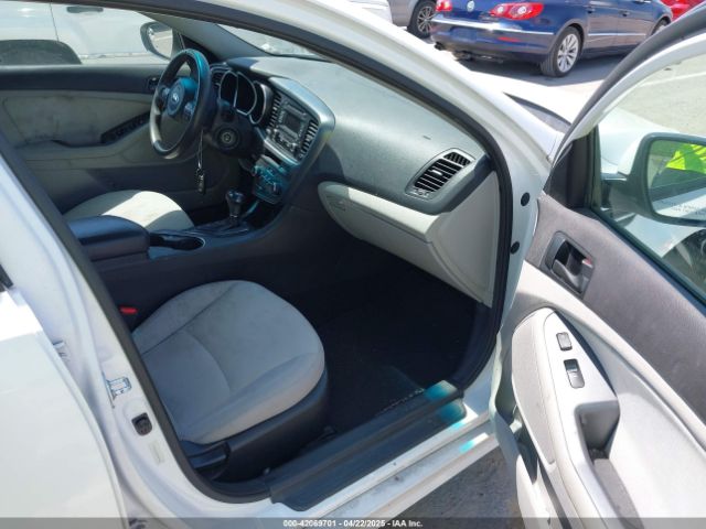 5XXGM4A76FG443962 KIA Optima Lx