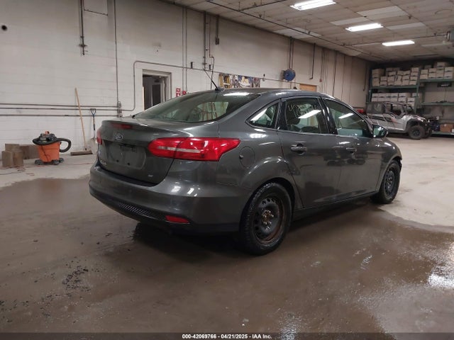 Ford FOCUS SE 2015 1FADP3F24FL362109 Image 4