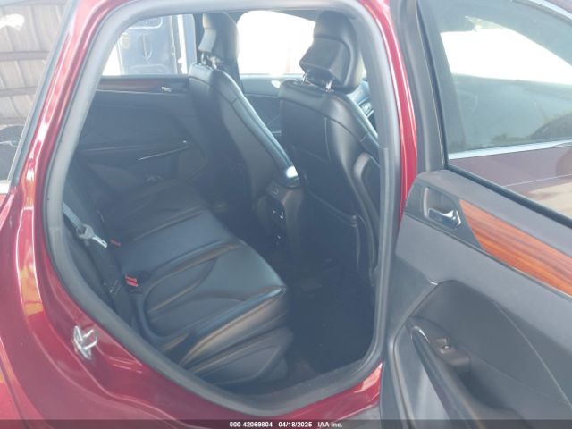 5LMCJ3C97HUL04722 Lincoln Mkc Reserve