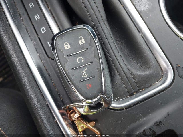 1GNERGKW8KJ210548 Chevrolet Traverse 1lt