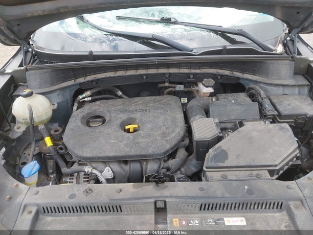 KM8J23A48KU923772 Hyundai TUCSON SE