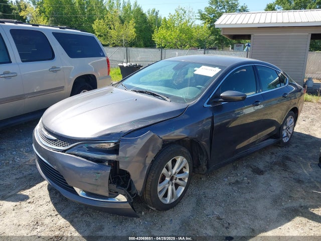 Chrysler 200 Limited 2016 1C3CCCAB2GN176829 Image 2