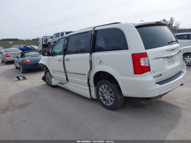 2013 CHRYSLER TOWN & COUNTRY 2C4RC1CG5DR711069 Photo 2