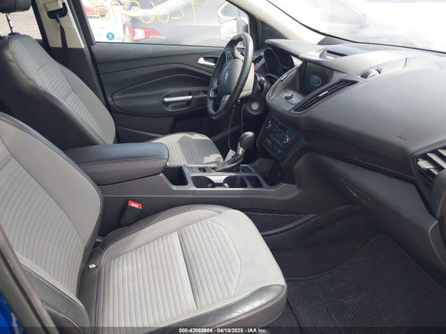 1FMCU0G94HUE90206 Ford ESCAPE SE