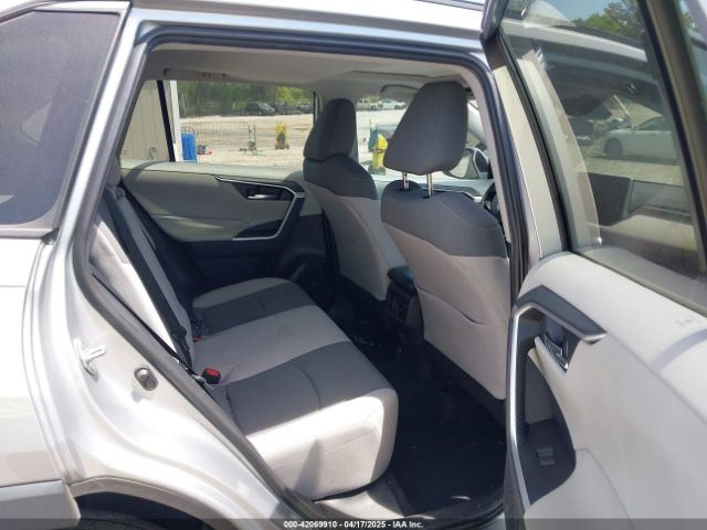 2T3W1RFV1KW006340 Toyota Rav4 Xle