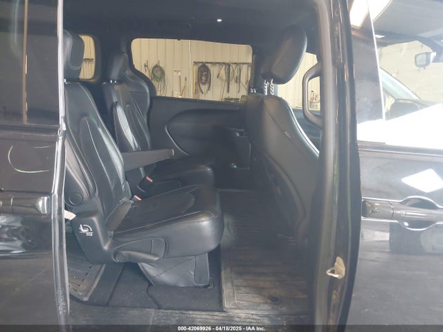 2C4RC1BG8JR260538 Chrysler Pacifica Touring L
