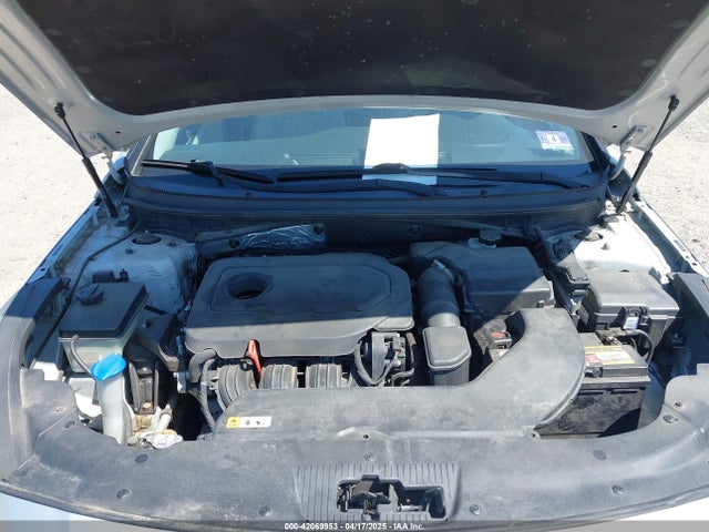 5NPE24AFXFH015076 Hyundai SONATA SE
