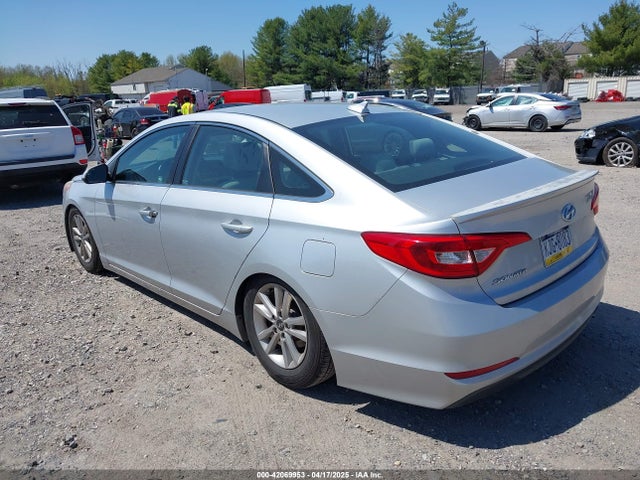 5NPE24AFXFH015076 Hyundai SONATA SE