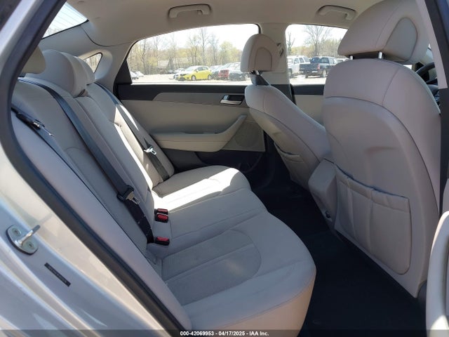 5NPE24AFXFH015076 Hyundai SONATA SE