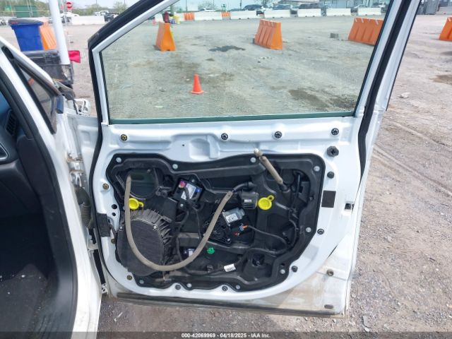 2C4RC1EG4JR332668 Chrysler Pacifica Touring L Plus