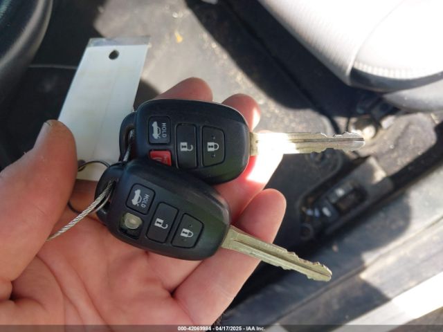 4T1BF1FK0GU592701 Toyota CAMRY SE