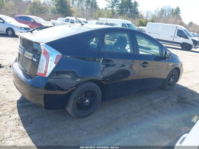 JTDKN3DU5F0434254 Toyota Prius Two