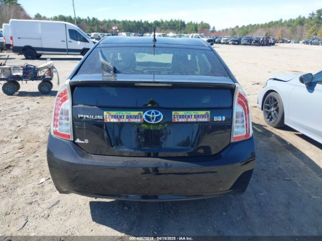JTDKN3DU5F0434254 Toyota Prius Two