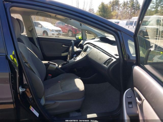 JTDKN3DU5F0434254 Toyota Prius Two