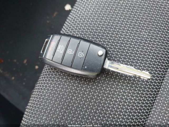 3KPFK4A77JE189410 KIA FORTE LX