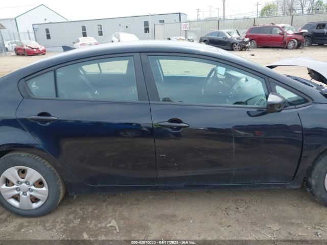 3KPFK4A77JE189410 KIA FORTE LX