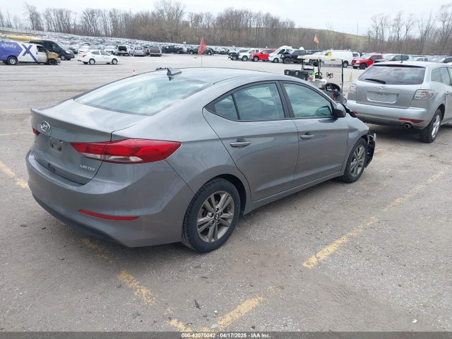 5NPD84LFXJH295789 Hyundai ELANTRA SEL