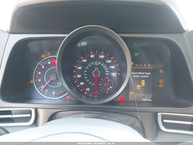 5NPLM4AGXNH065808 Hyundai ELANTRA SEL