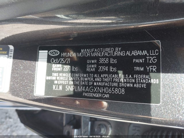 5NPLM4AGXNH065808 Hyundai ELANTRA SEL