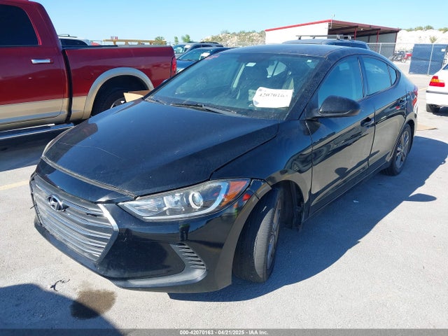 Hyundai ELANTRA SE 2017 5NPD84LF5HH092254 Image 2