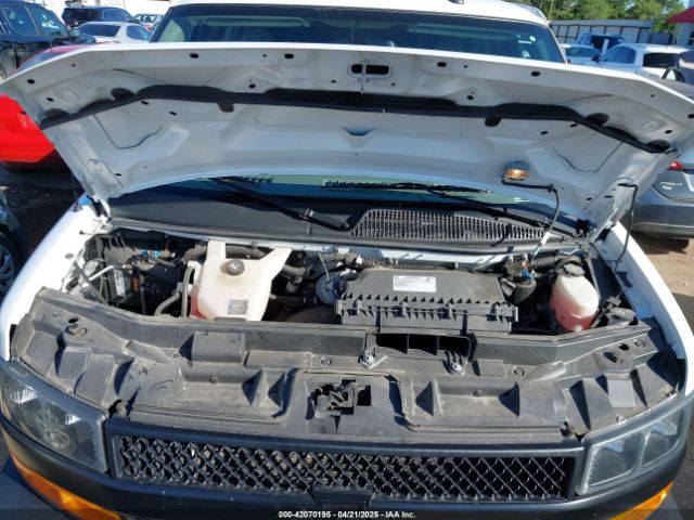 1GCWGBFP1P1111067 Chevrolet Express Cargo Rwd 2500 Extended Wheelbase Wt