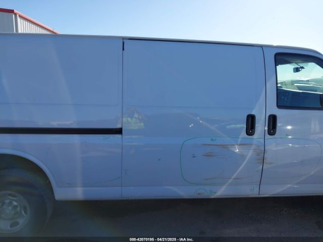 1GCWGBFP1P1111067 Chevrolet Express Cargo Rwd 2500 Extended Wheelbase Wt