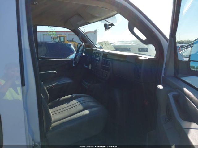 1GCWGBFP1P1111067 Chevrolet Express Cargo Rwd 2500 Extended Wheelbase Wt