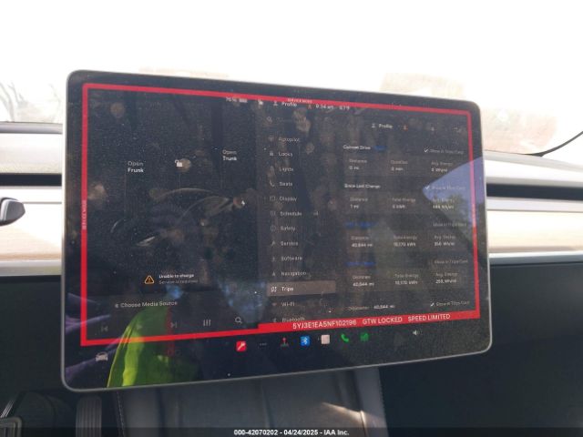 5YJ3E1EA5NF102196 Tesla 2022