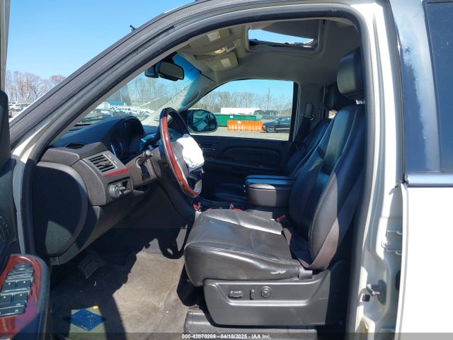 2009 CADILLAC ESCALADE 1GYFK23269R279695 Photo 4