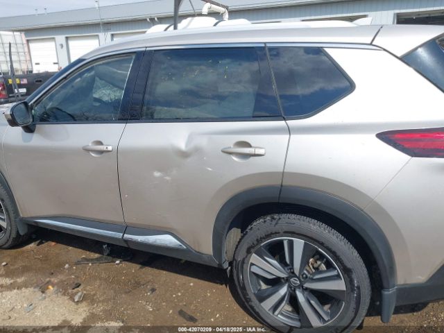 JN8AT3CA4MW028473 Nissan Rogue Sl Fwd