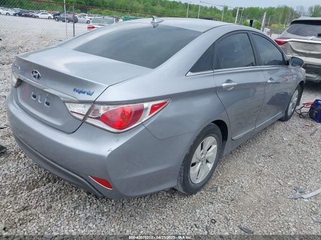 Hyundai SONATA HYBRID 2014 KMHEC4A48EA116629 Image 4