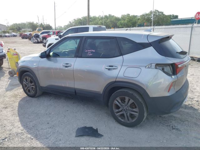 KNDEPCAAXM7136028 KIA Seltos Lx