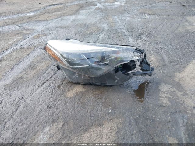 5YFBURHE8KP864529 Toyota COROLLA SE