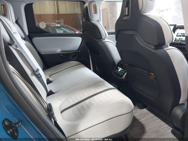 2023 RIVIAN R1T 7FCTGBAA4PN028189 Photo 7