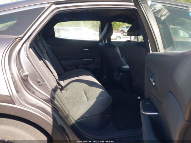 JTDAAAAF8P3002131 Toyota Crown Xle