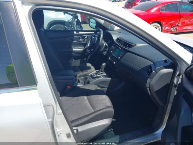 KNMAT2MV9LP510663 Nissan Rogue Sv Intelligent Awd