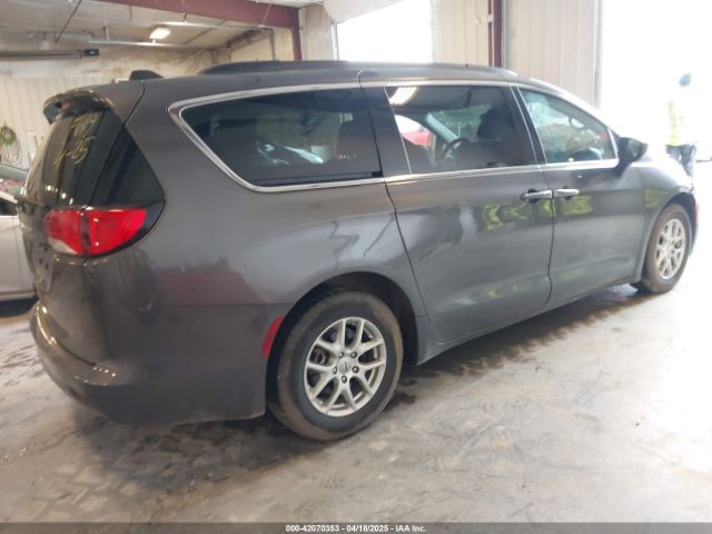 2021 CHRYSLER VOYAGER 2C4RC1DG0MR515555 Photo 3