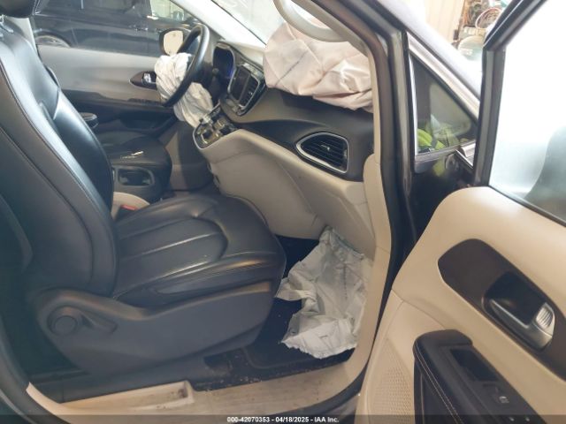2021 CHRYSLER VOYAGER 2C4RC1DG0MR515555 Photo 4
